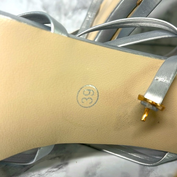 Strappy Heel Silver - Picture 4 of 7